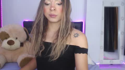   online show from February 27, 9:58 pm