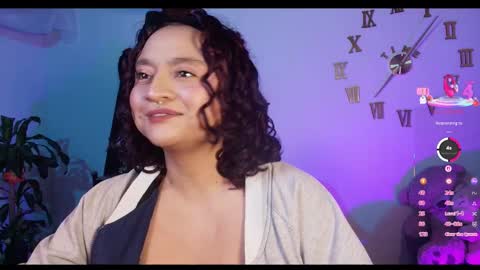 Demi Sofia online show from December 19, 9:43 pm