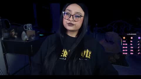 Demi Sofia online show from March 3, 8:49 pm