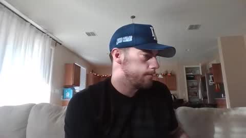 soft0ne online show from December 5, 3:32 pm