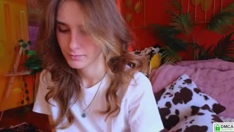 E online show from November 22, 9:19 am