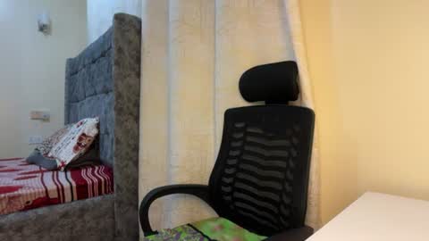 soft_nicole online show from July 11, 10:24 pm