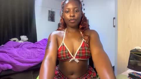 soft_nicole online show from March 11, 10:46 pm