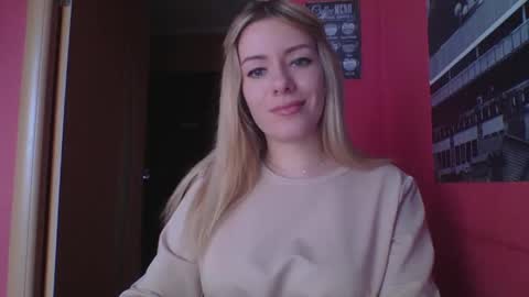 softy_aura online show from June 3, 11:35 am