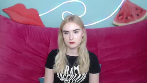 sofysoft online show from November 8, 7:33 am