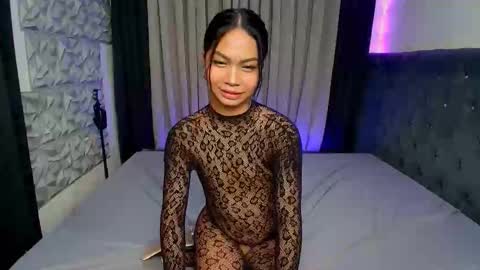 solene online show from March 20, 4:23 pm