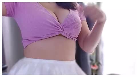 Gaby Solis online show from September 30, 4:50 pm