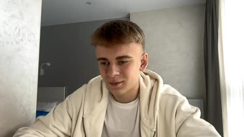 Jett online show from April 1, 10:49 am