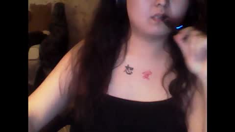 Solunai online show from February 1, 7:55 pm