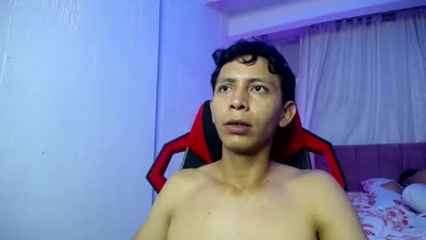 sonic_jess07 online show from February 26, 5:11 am