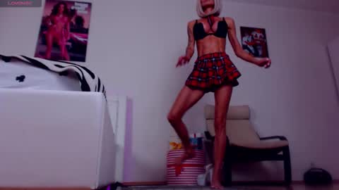 Sonja Ray online show from September 19, 9:24 am