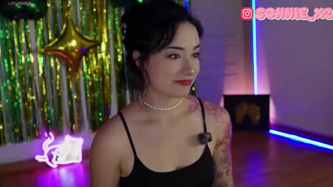 Sonnie online show from March 26, 2:55 pm