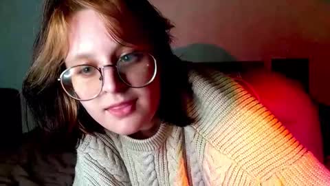 Snapshot of sonya_mikki chatting on September 9, 4:07 pm Sonya  online show from September 9, 4:07 pm