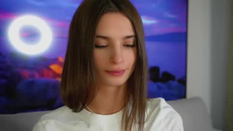 Eva 3 online show from November 4, 8:48 am