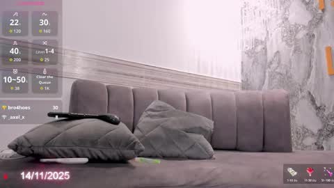 Sophi Johnson online show from November 15, 6:37 am