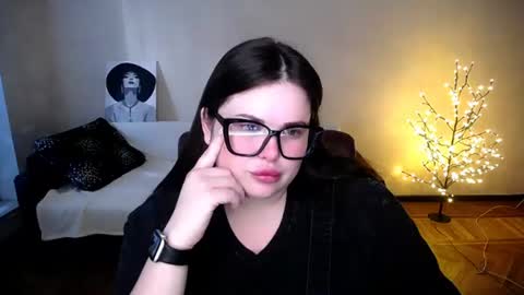 sophia__olsen online show from June 23, 5:59 am