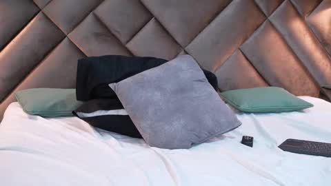 Sofia online show from April 15, 7:58 pm