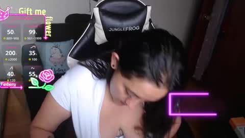 sophiaa_vega_ online show from March 3, 12:12 pm