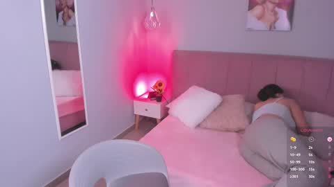 Alice online show from October 22, 2:30 pm