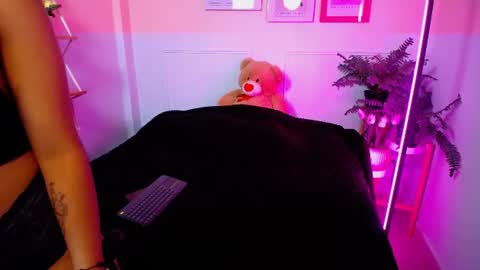 Sophie  online show from June 16, 11:36 am