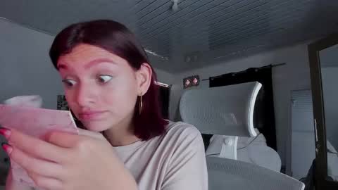 sophie doll online show from February 27, 7:06 pm