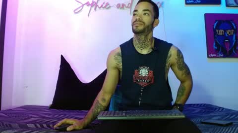 SOPHIE - FOXX online show from August 3, 12:11 pm