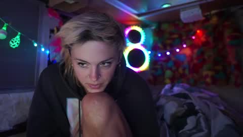 derpy derpington online show from March 8, 3:39 am