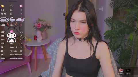 Snapshot of sophie_nomenal_ chatting on October 3, 9:56 pm sophie_nomenal_ online show from October 3, 9:56 pm