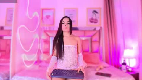 Sophie  online show from January 7, 10:48 pm