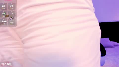 Sophie online show from June 7, 2:11 pm