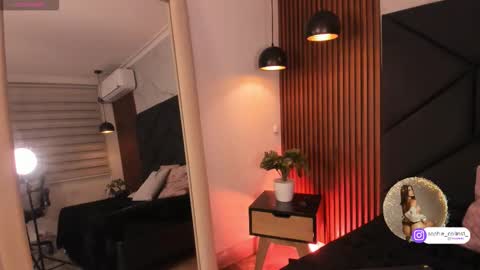 Sophie online show from October 29, 11:45 am