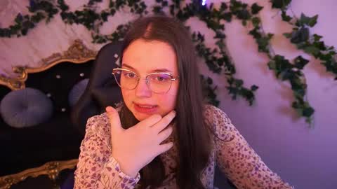 sophieedreams online show from October 17, 3:05 pm