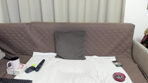 Snapshot of sophiestique chatting on February 7, 8:44 am Sofia online show from February 7, 8:44 am