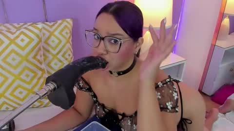 Sophy online show from February 4, 12:42 pm