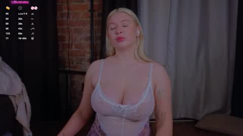 soulmeinme online show from December 16, 7:15 am