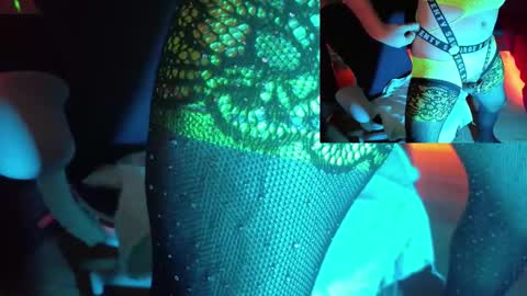 soundingslutslave online show from December 20, 7:04 am