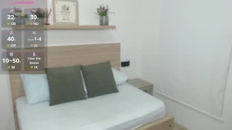 Snapshot of soy_mariana_ chatting on February 26, 2:19 am M A R I A N A online show from February 26, 2:19 am