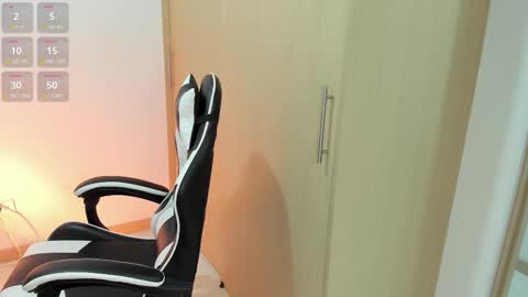 Instagram Soyamandaa  1 online show from December 22, 10:38 pm