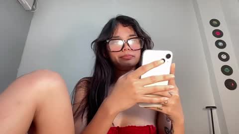 Sparkle online show from June 4, 11:44 pm