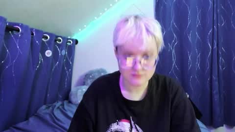 Atticus Pendragon online show from November 19, 3:50 am