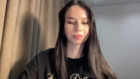 Christina online show from April 27, 8:06 pm