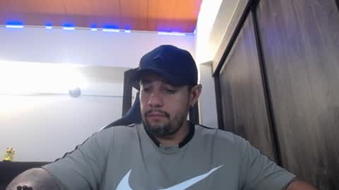     online show from January 10, 6:19 am