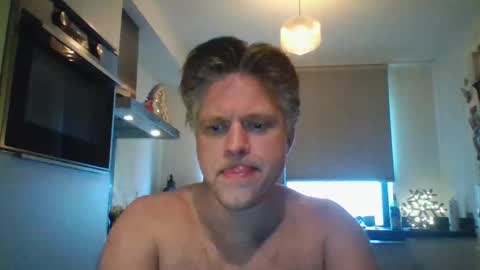 DutchDude online show from December 14, 11:49 am