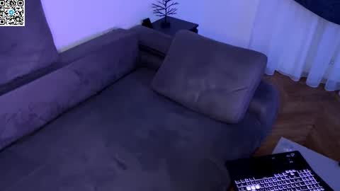 Alex online show from February 18, 9:36 pm