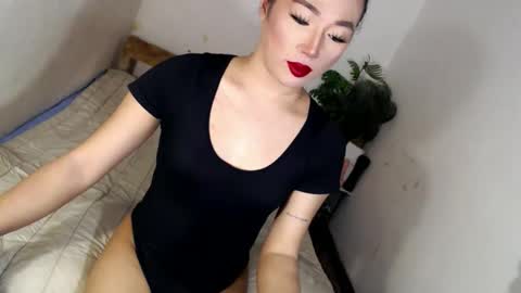 Alora online show from January 6, 11:58 am