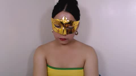 spicyhotchicks online show from February 6, 7:01 am