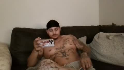 spicypapi9411 online show from July 23, 1:58 am