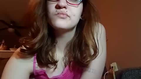 spoiledprincess4 online show from February 24, 12:52 am