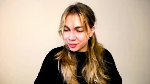 Karina online show from April 27, 8:01 am