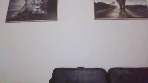 spyco82 online show from March 2, 3:56 am